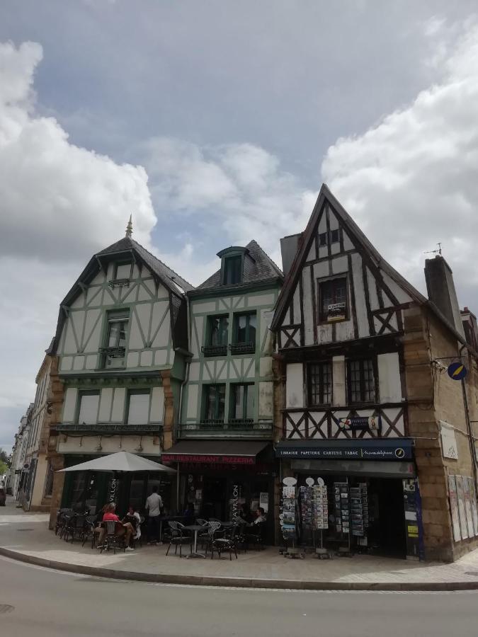 Charmant Appartement Plein Centre Auray Dış mekan fotoğraf